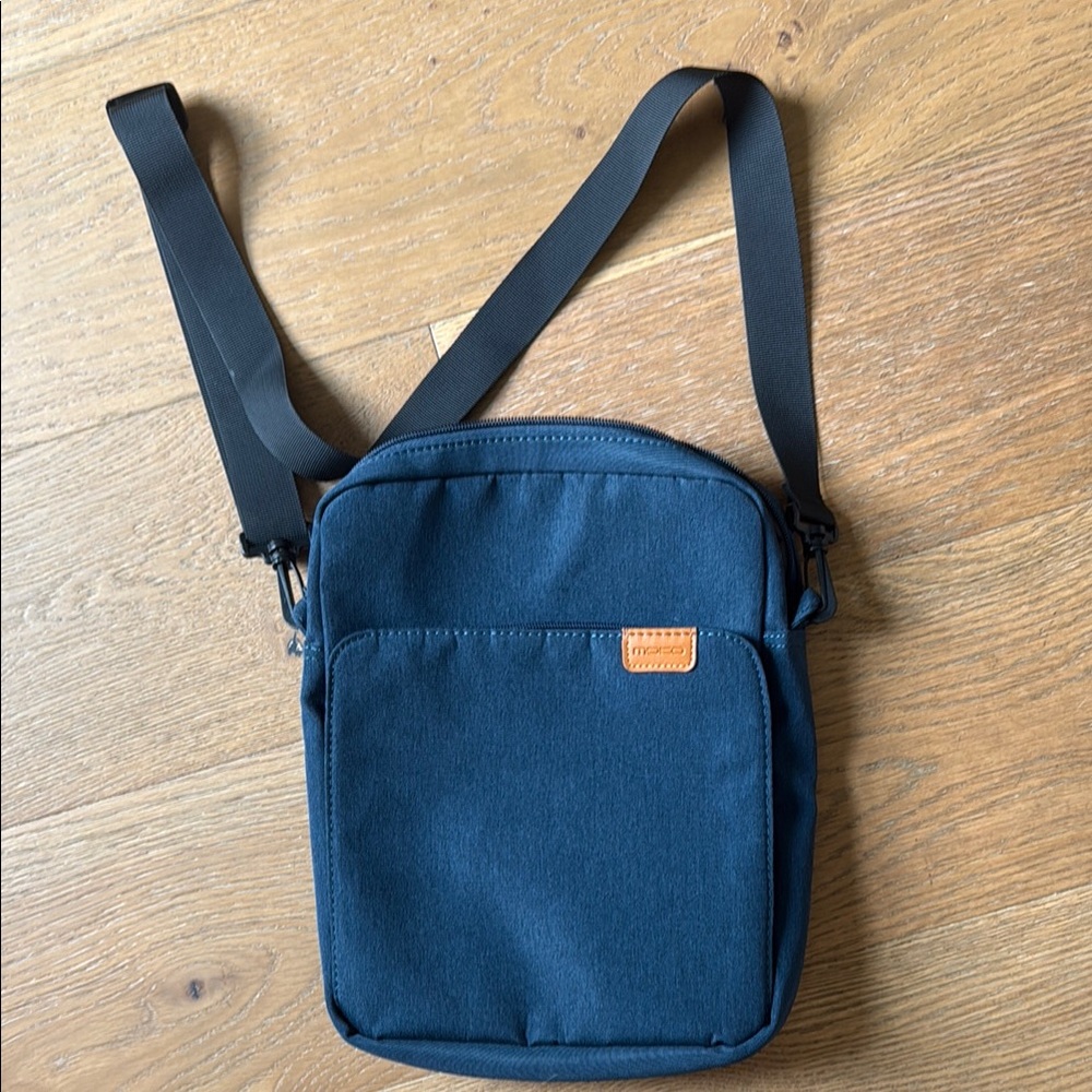 Moko Stylish Black Crossbody Bag